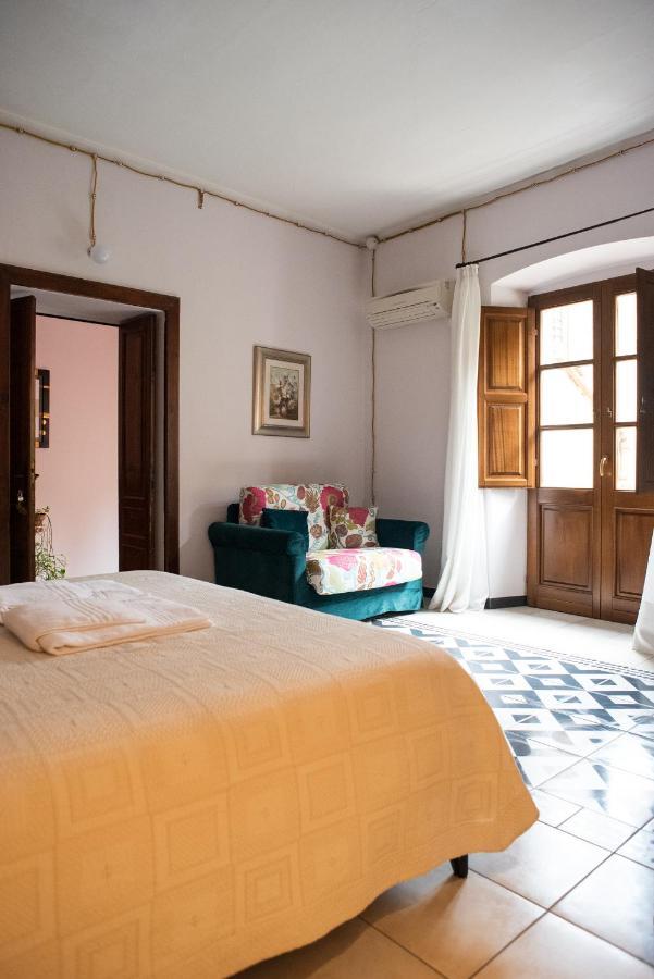 La Babbajola Hotel Iglesias Buitenkant foto